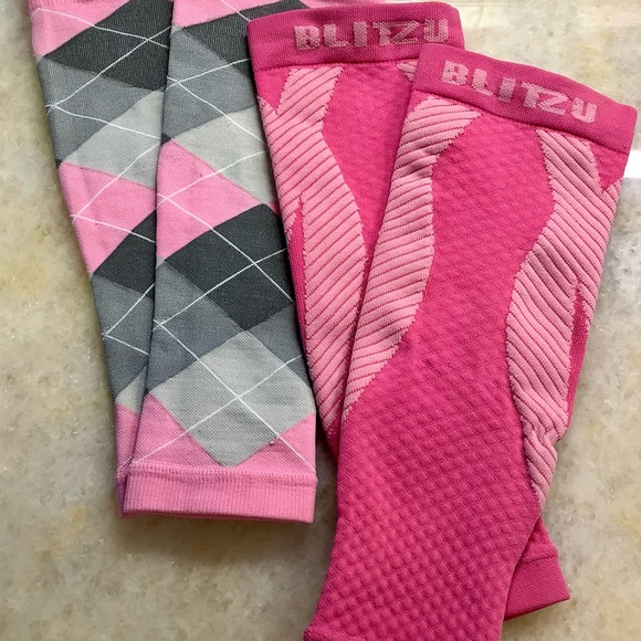 2 pair women’s compression sleeves for calf’s, soccer, tennis, pickleball - Picture 3 of 7